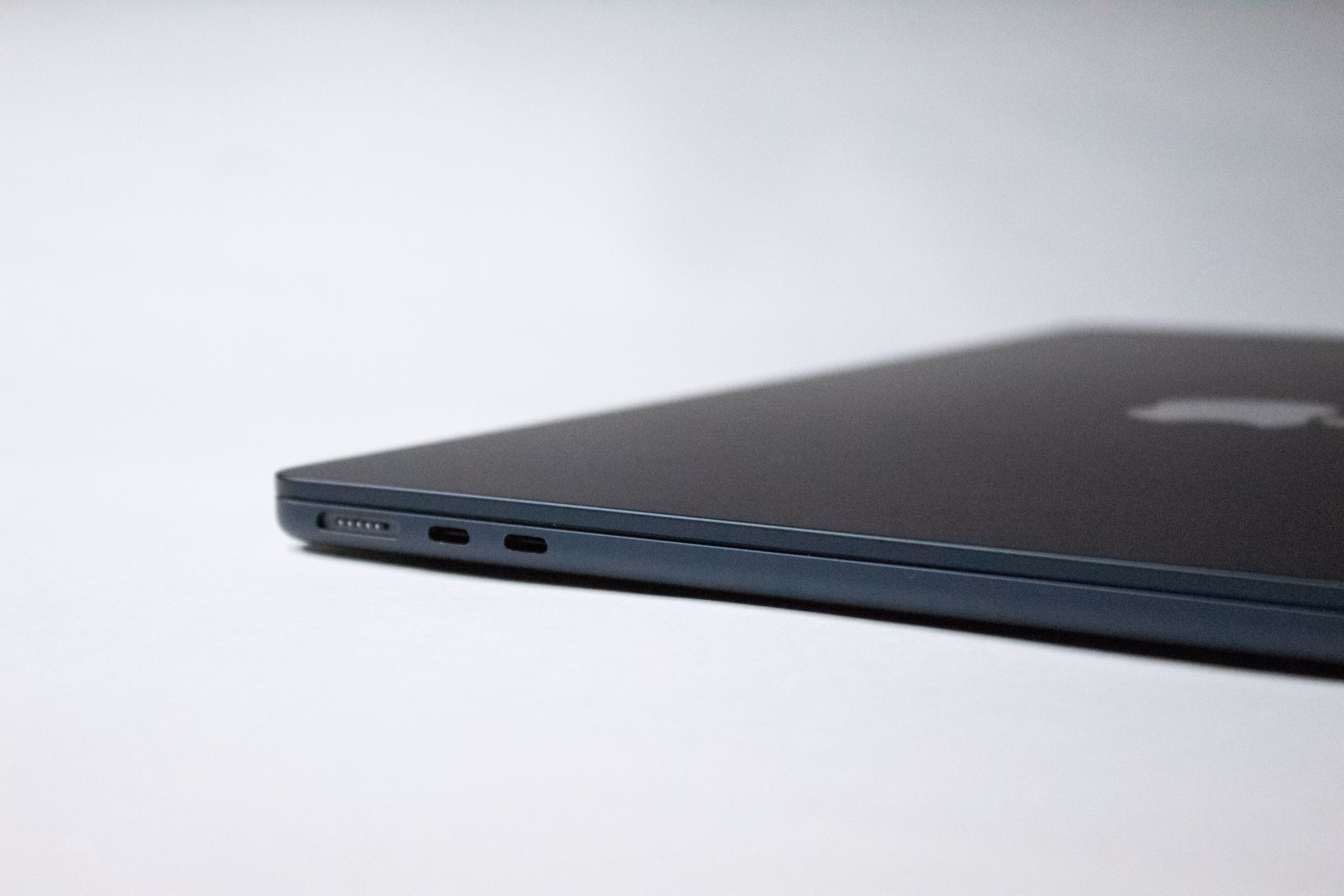 I recently upgraded to the MacBook Air M4 (24GB / 512GB) an incredibly fast, silent, and efficient machine. Here's a breakdown of how I set it up for full-stack web development